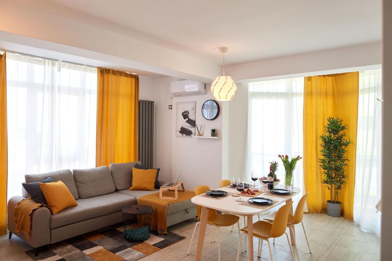 Fineloft Sea View Apartment-Spa N Pools Beach Resort Năvodari Extérieur photo
