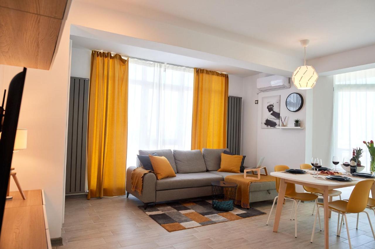 Fineloft Sea View Apartment-Spa N Pools Beach Resort Năvodari Extérieur photo