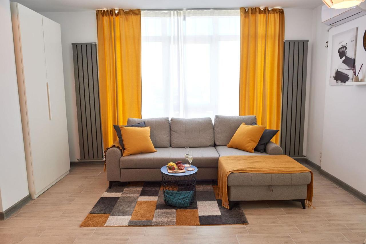 Fineloft Sea View Apartment-Spa N Pools Beach Resort Năvodari Extérieur photo